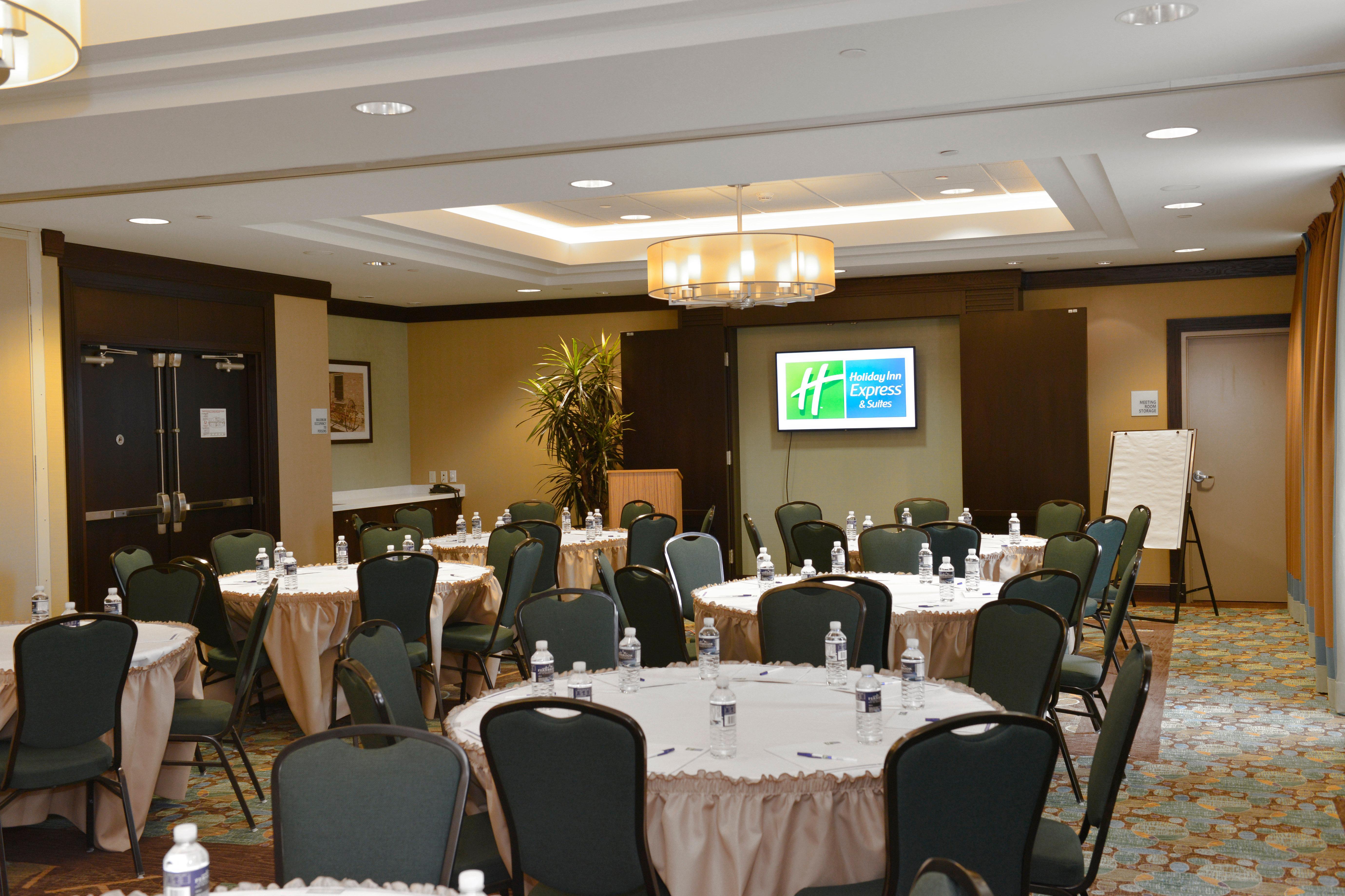 Holiday Inn Express Hotel & Suites Waterloo - St. Jacobs Area By Ihg Luaran gambar